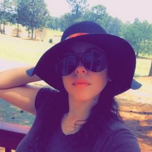 Meet your Posher, Jeannette